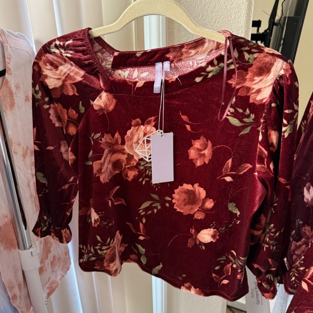 NWT Good Luck Girl Kids Red Floral Blouse with Ruffled Sleeves
